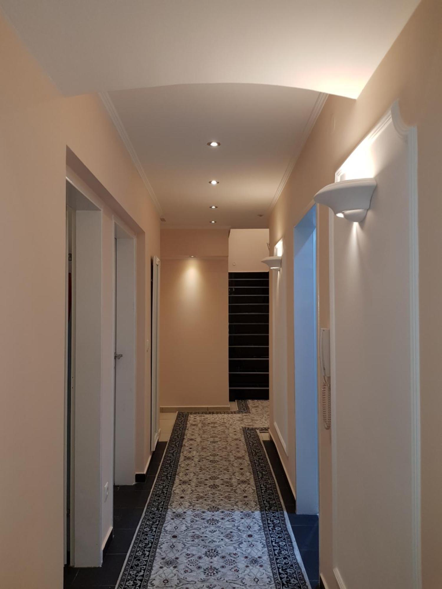 Grosse Wohnung Naehe Zentrum Wenen Buitenkant foto